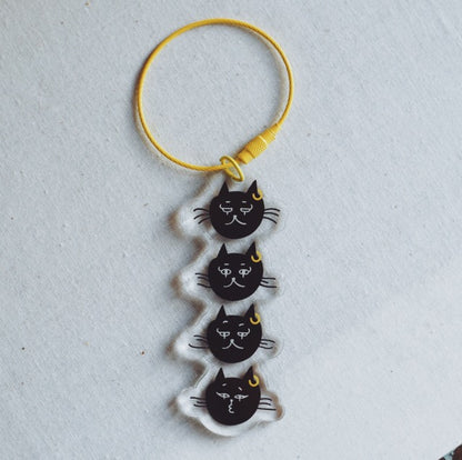 ネコのアクリルキーホルダー