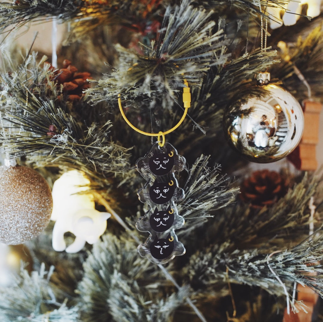 ネコのアクリルキーホルダー